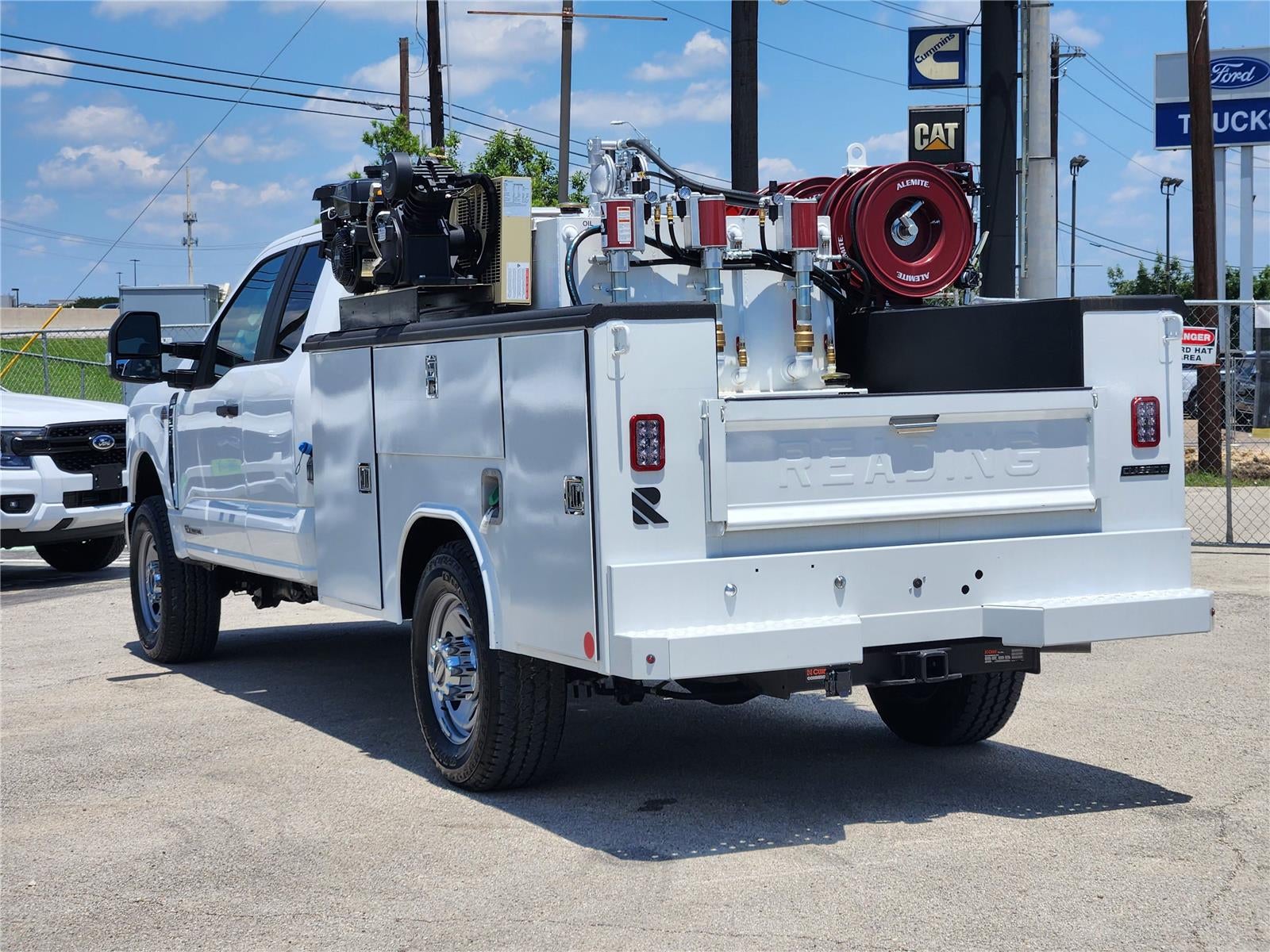 2025 Ford Super Duty F-350 XL