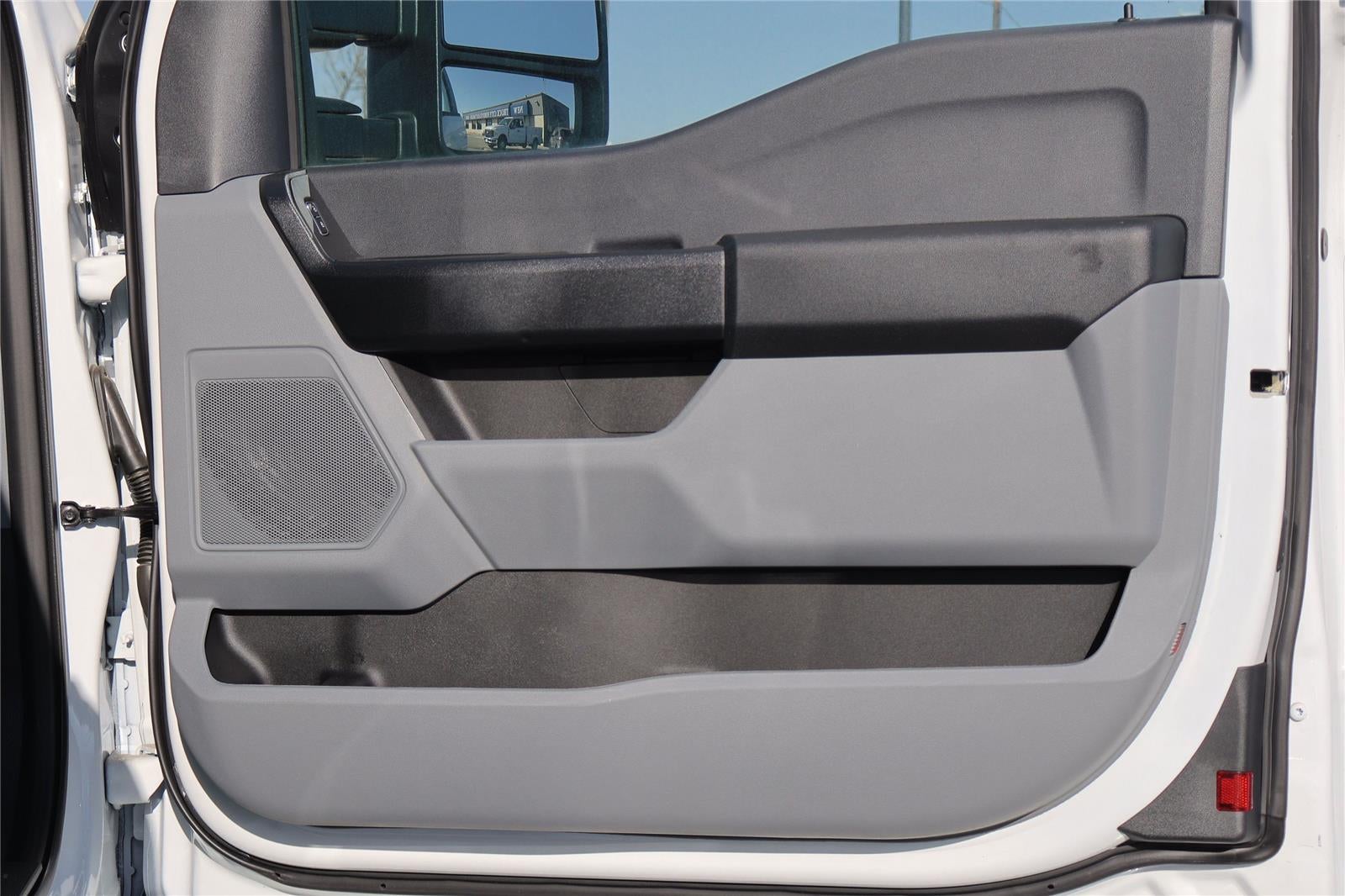 2025 Ford Super Duty F-350 XL DRW