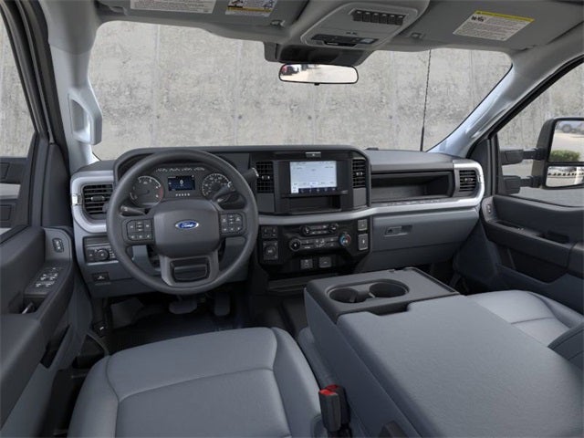 2025 Ford Super Duty F-350 XL DRW