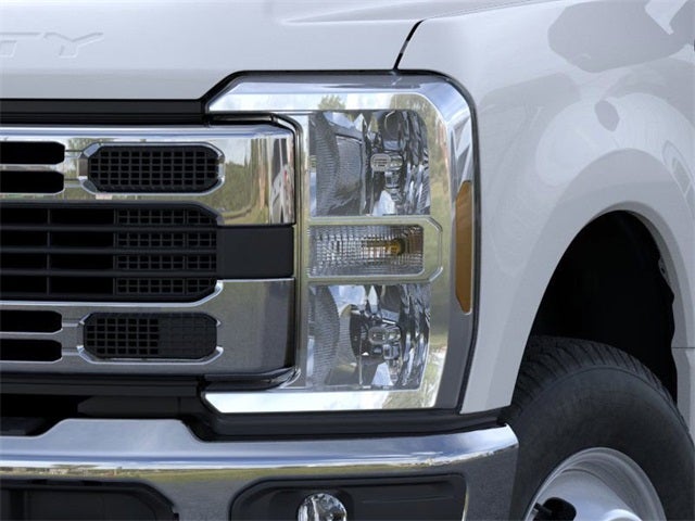 2025 Ford Super Duty F-350 XL DRW