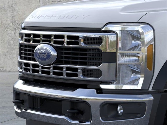 2025 Ford Super Duty F-550 XL DRW