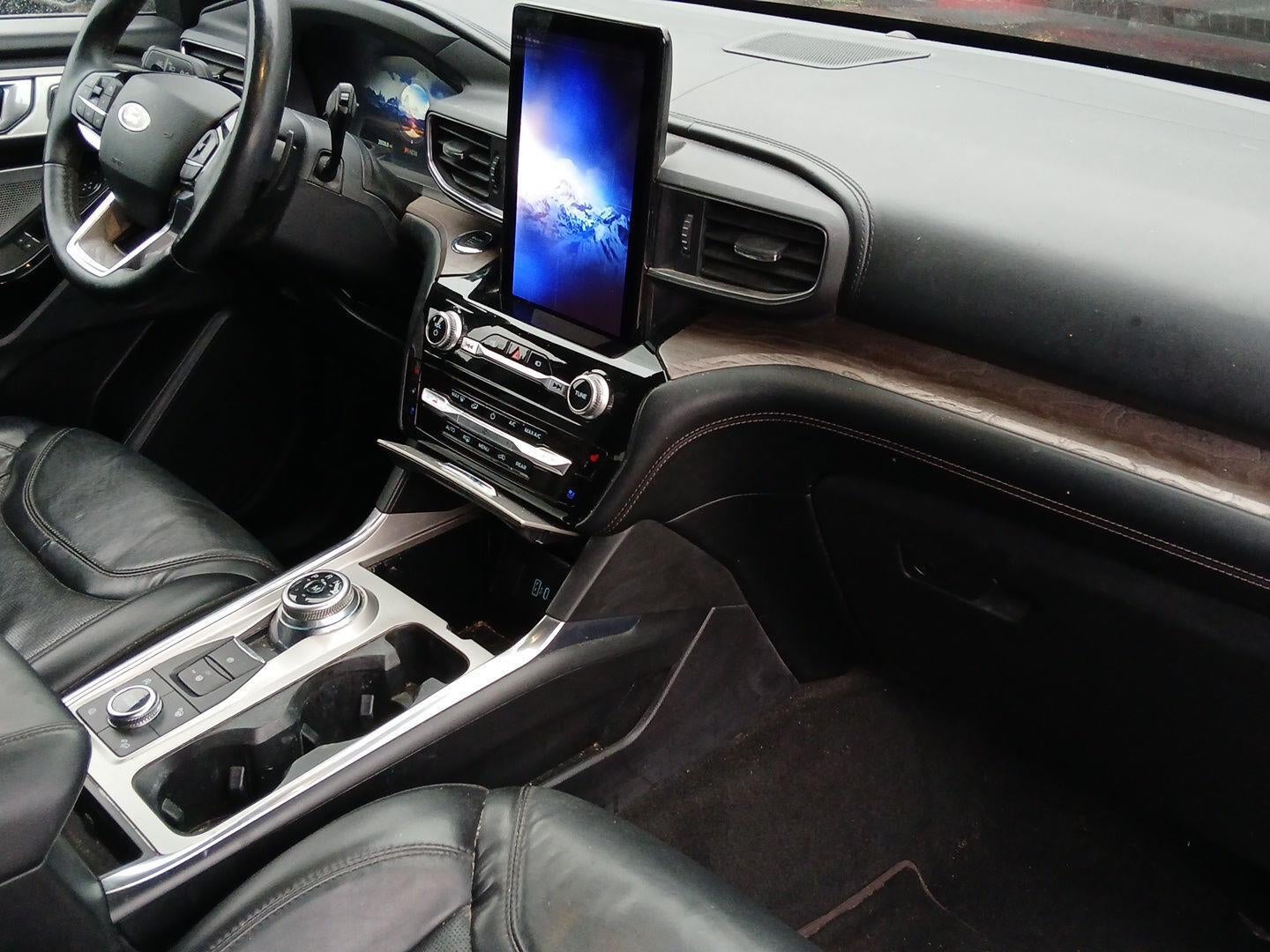 2021 Ford Explorer Platinum