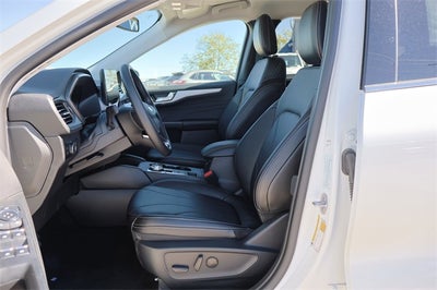 2025 Ford Escape Base