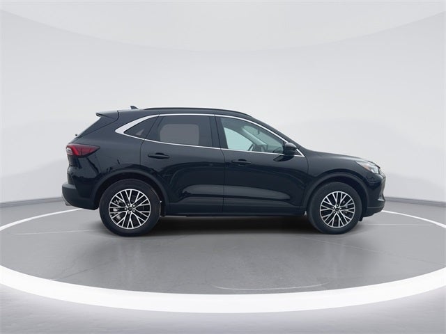 2025 Ford Escape Base