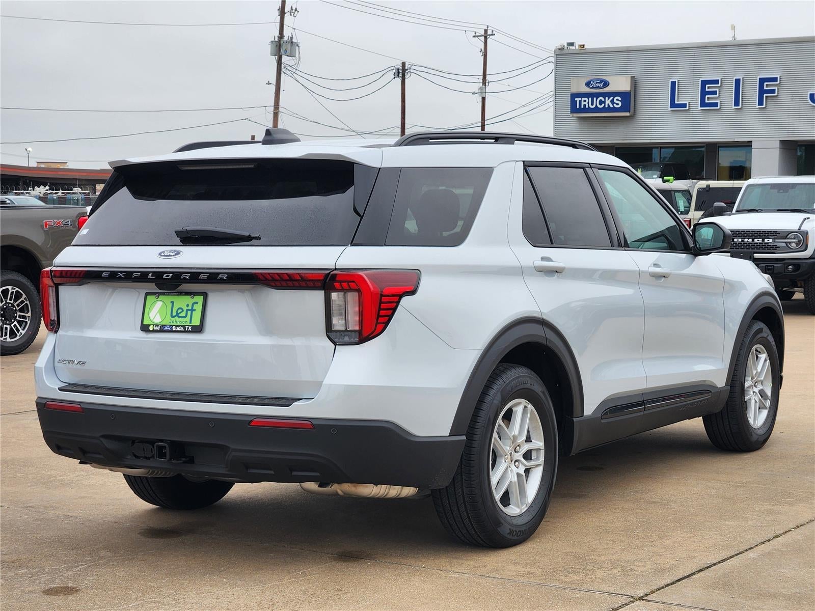 2026 Ford Explorer Active w/200A Pkg