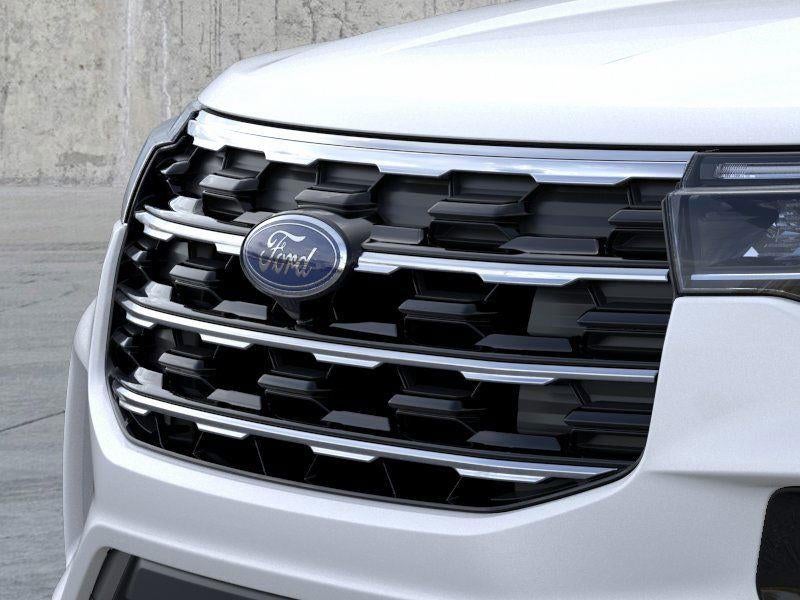 2026 Ford EXPLORER XLT