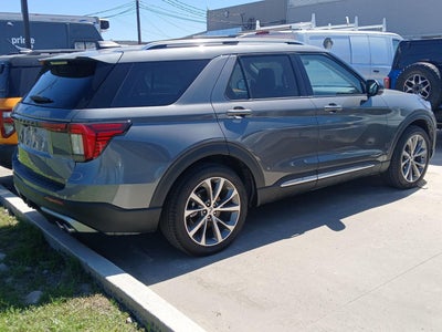2025 Ford Explorer Platinum