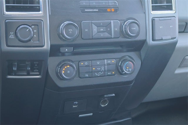 2017 Ford Super Duty F-250 XLT