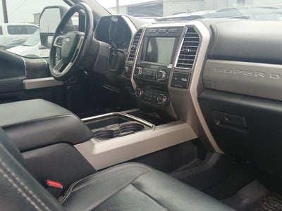 2017 Ford Super Duty F-250 Lariat