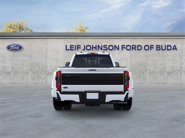 2026 Ford Super Duty F-350 Platinum DRW