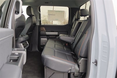 2026 Ford Super Duty F-450 Lariat DRW