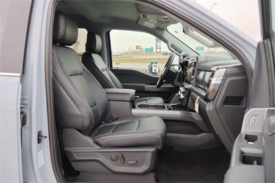 2026 Ford Super Duty F-450 Lariat DRW