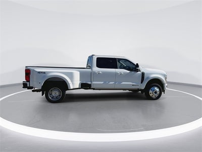 2025 Ford Super Duty F-450 Platinum DRW