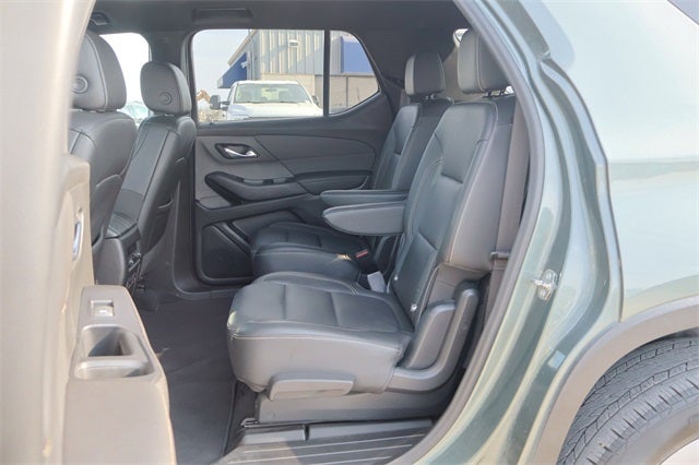 2022 Chevrolet Traverse LT Leather