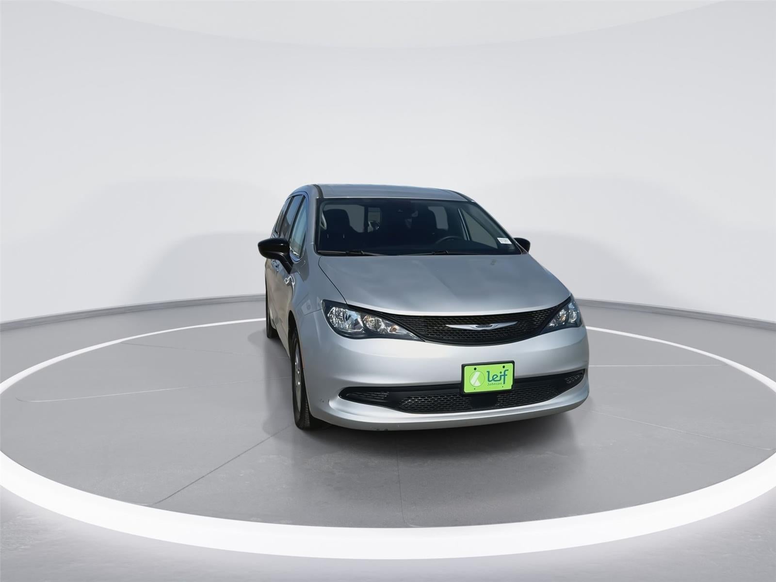 2024 Chrysler Voyager LX