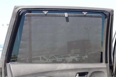 2020 Honda Pilot Touring w/Rear Captain's Chairs