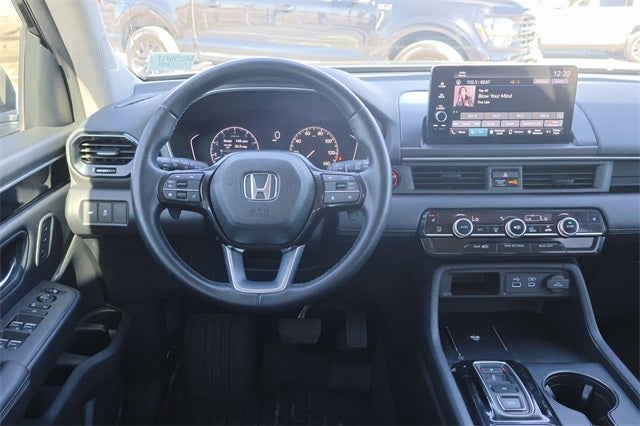 2023 Honda Pilot EX-L 8 Passenger