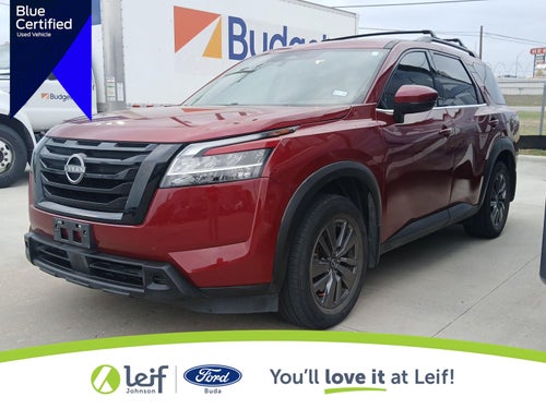 2022 Nissan Pathfinder SV