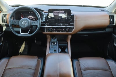 2022 Nissan Pathfinder Platinum