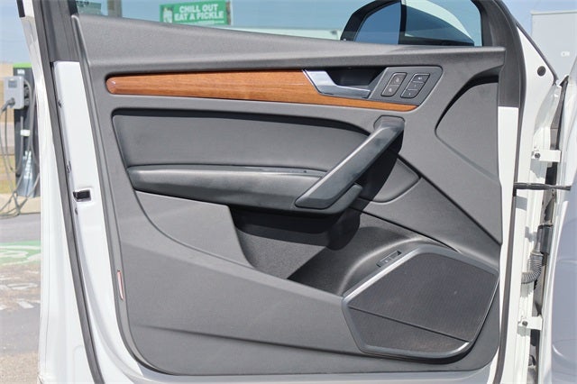 2022 Audi Q5 45 S line Premium quattro