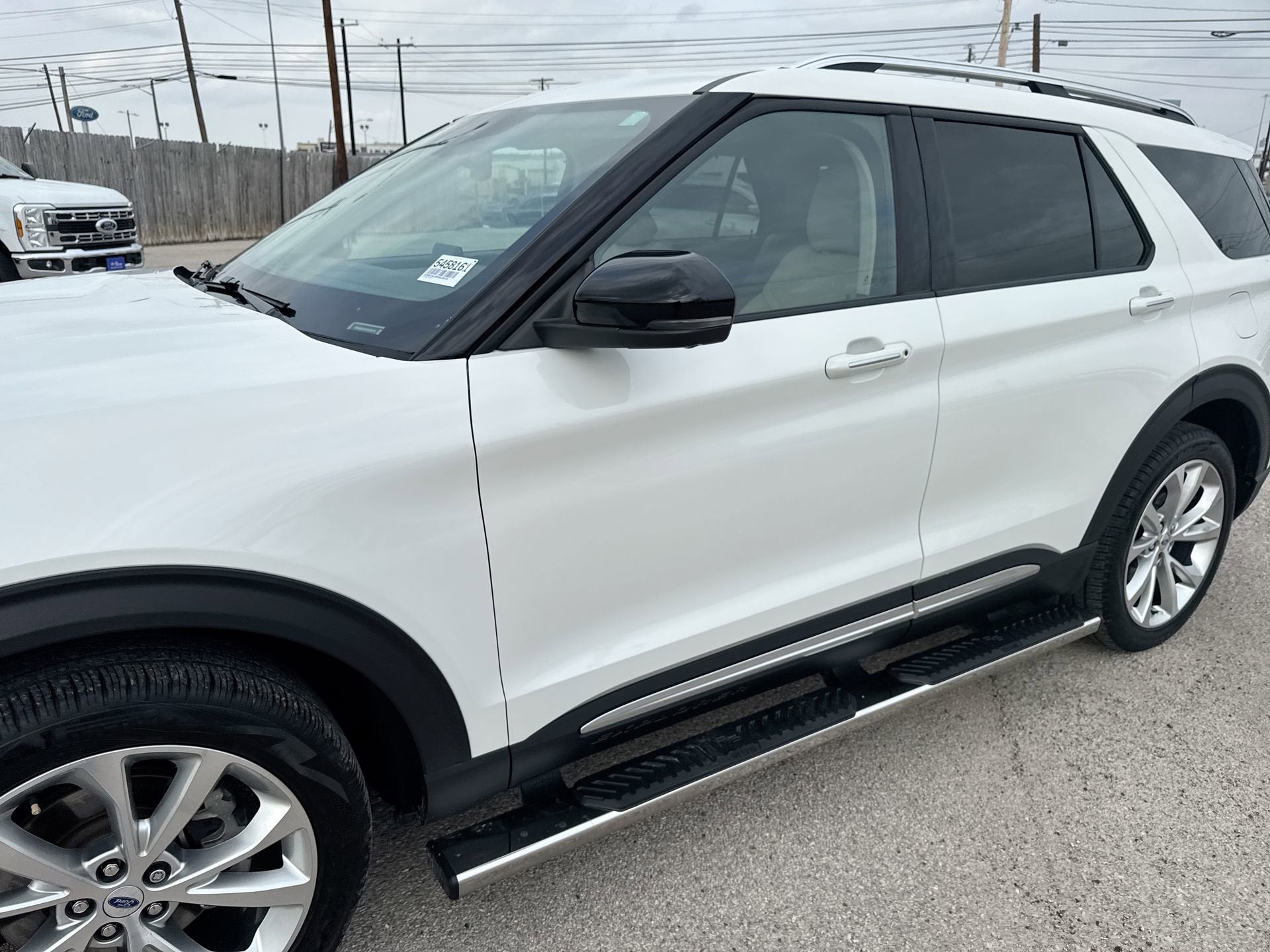 2023 Ford Explorer Platinum