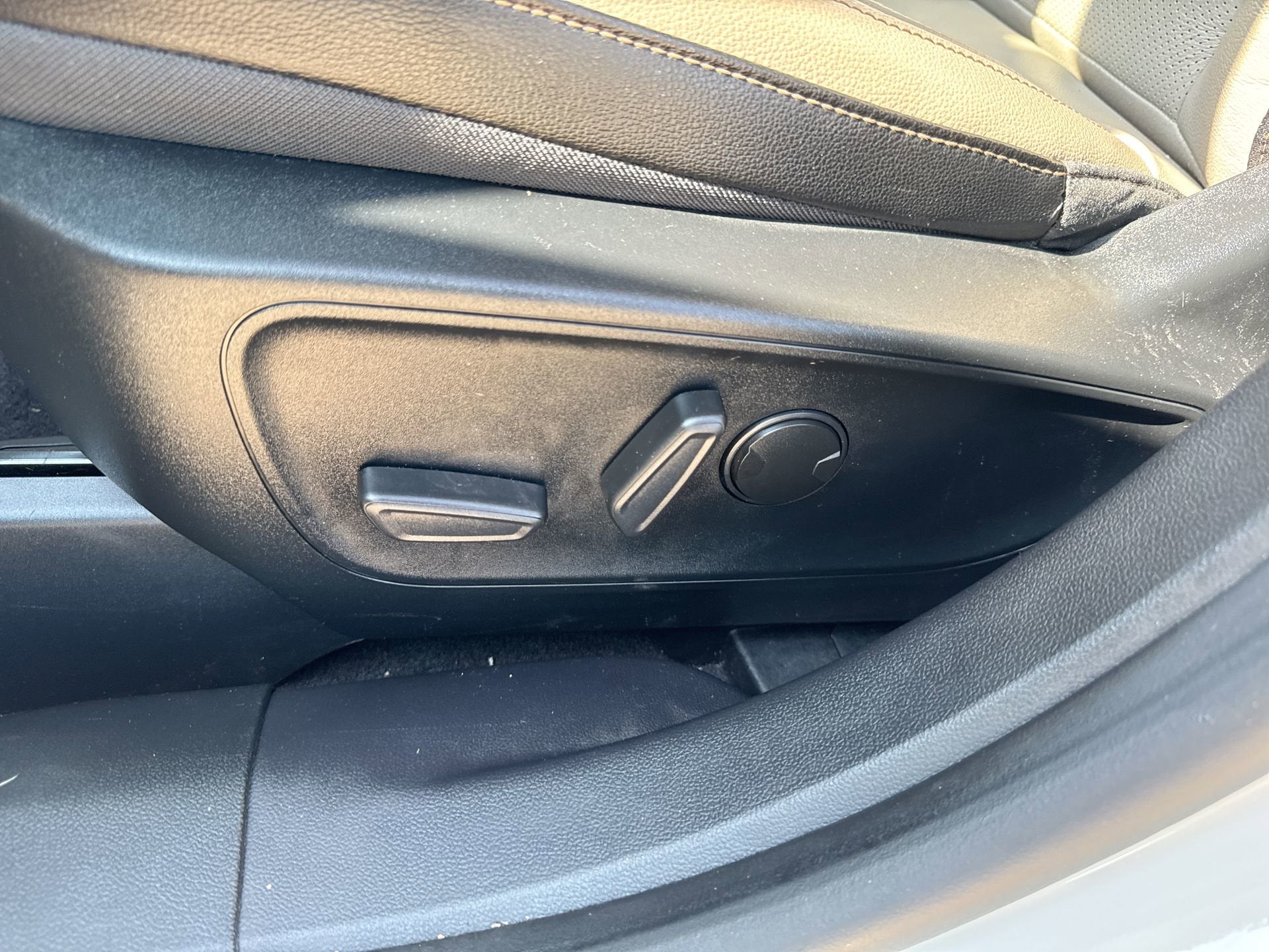 2020 Ford Escape Hybrid