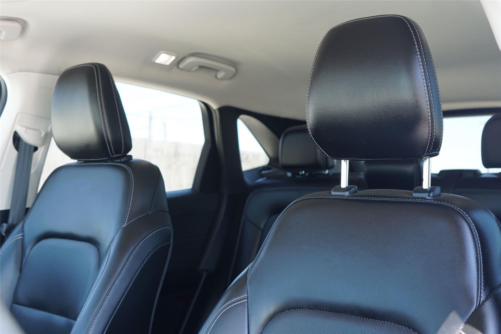 2022 Ford Escape Hybrid Titanium