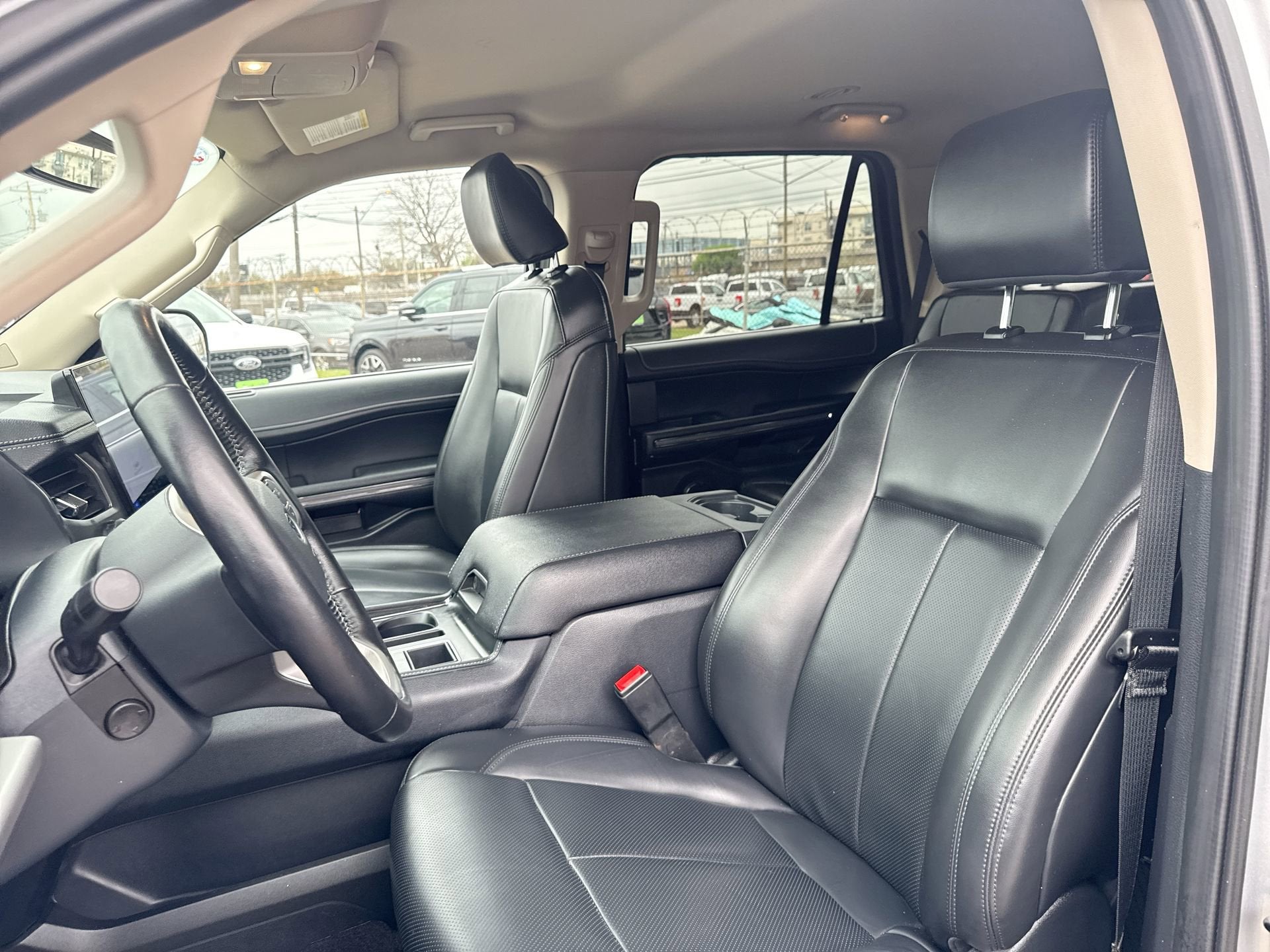 2023 Ford Expedition XLT