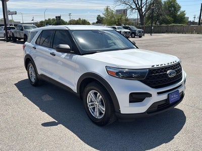 2022 Ford Explorer Base