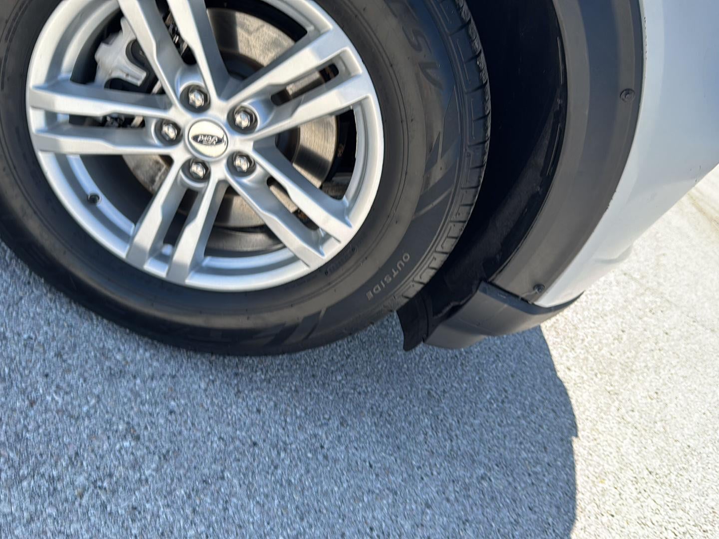 2022 Ford Explorer Base