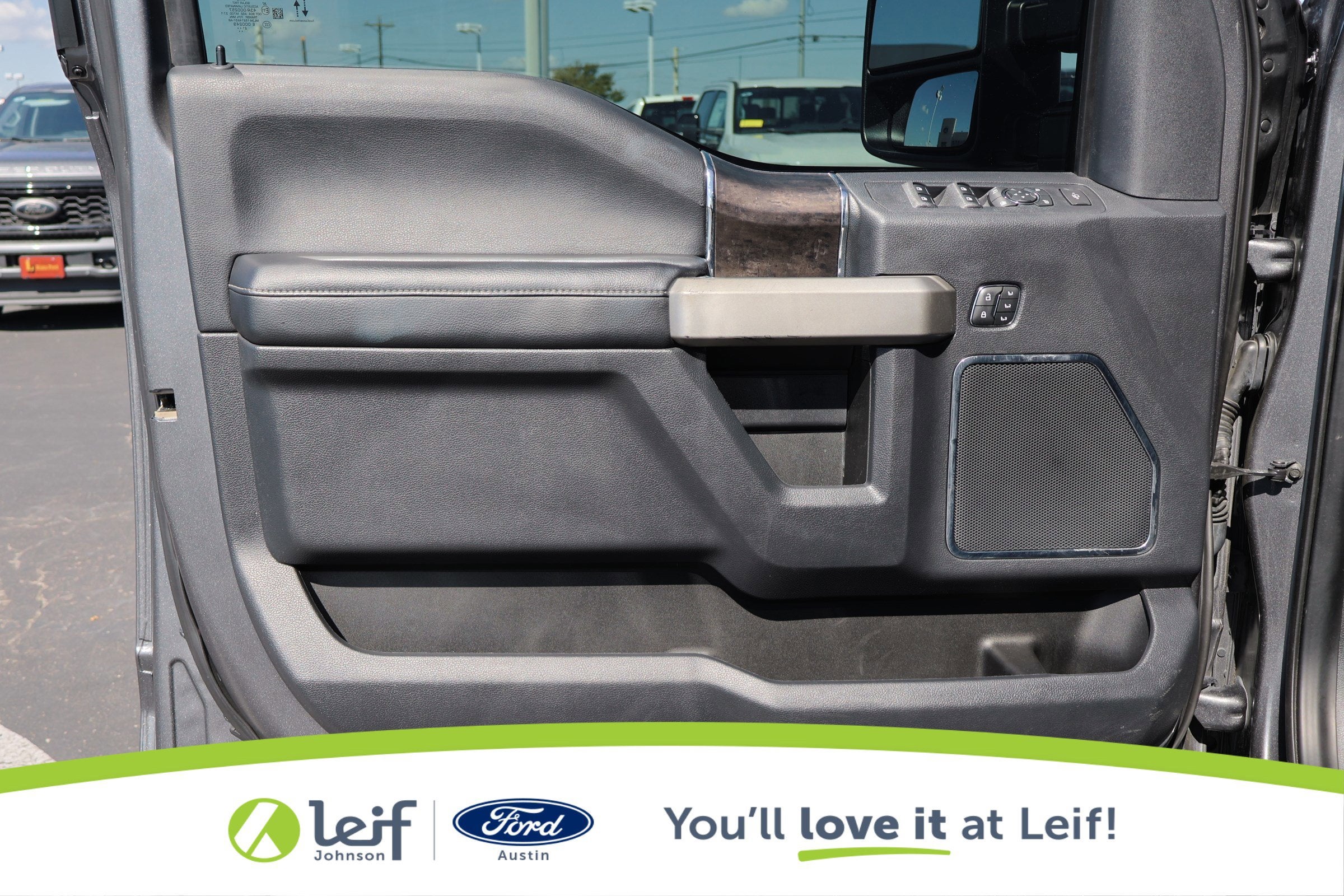 2022 Ford Super Duty F-250 Lariat