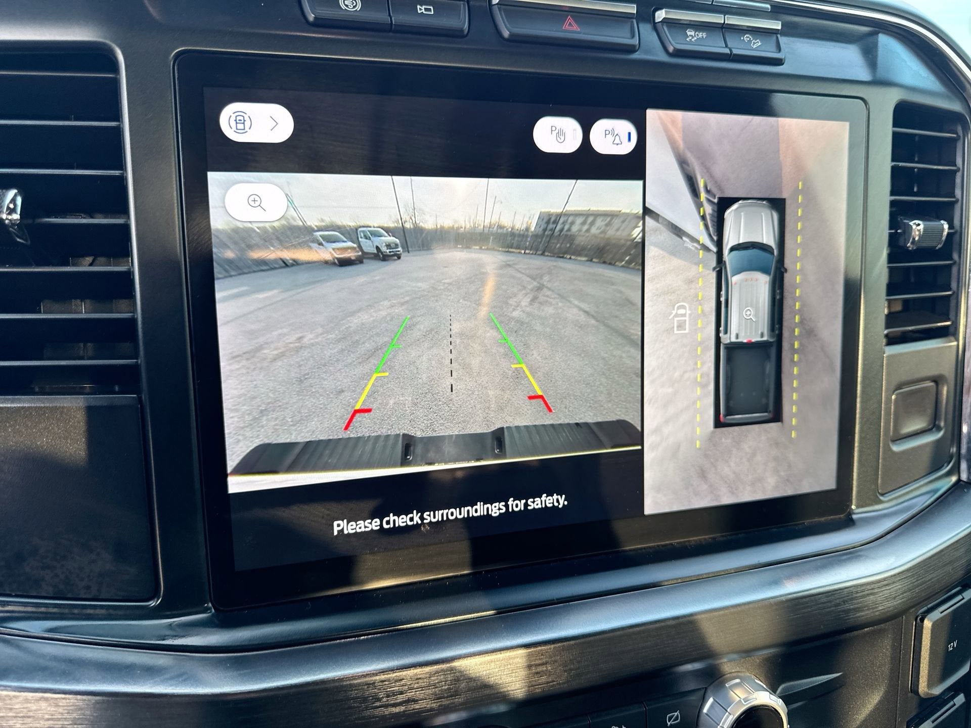 2024 Ford Super Duty F-350 Lariat