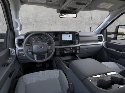 2026 Ford Super Duty F-350 XLT