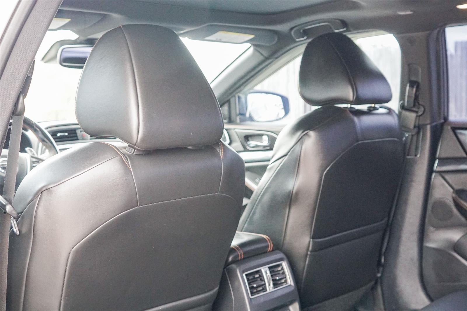 2019 Nissan Maxima SR