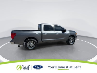 2017 Nissan Titan SV