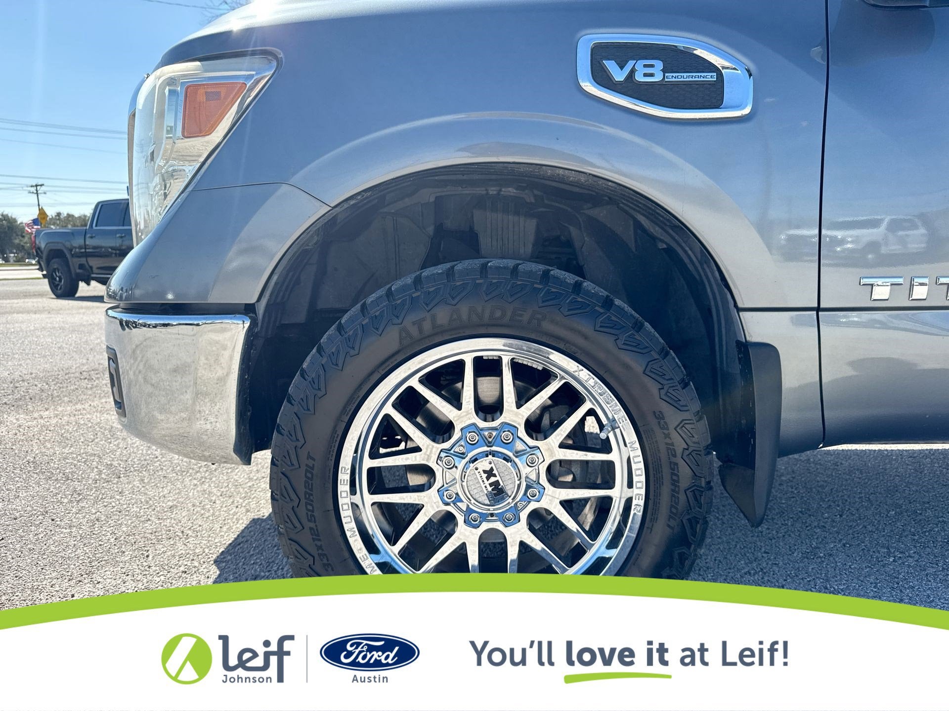 2017 Nissan Titan SV