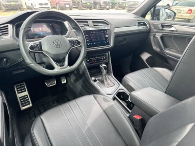 2024 Volkswagen Tiguan 2.0T SE R-Line Black