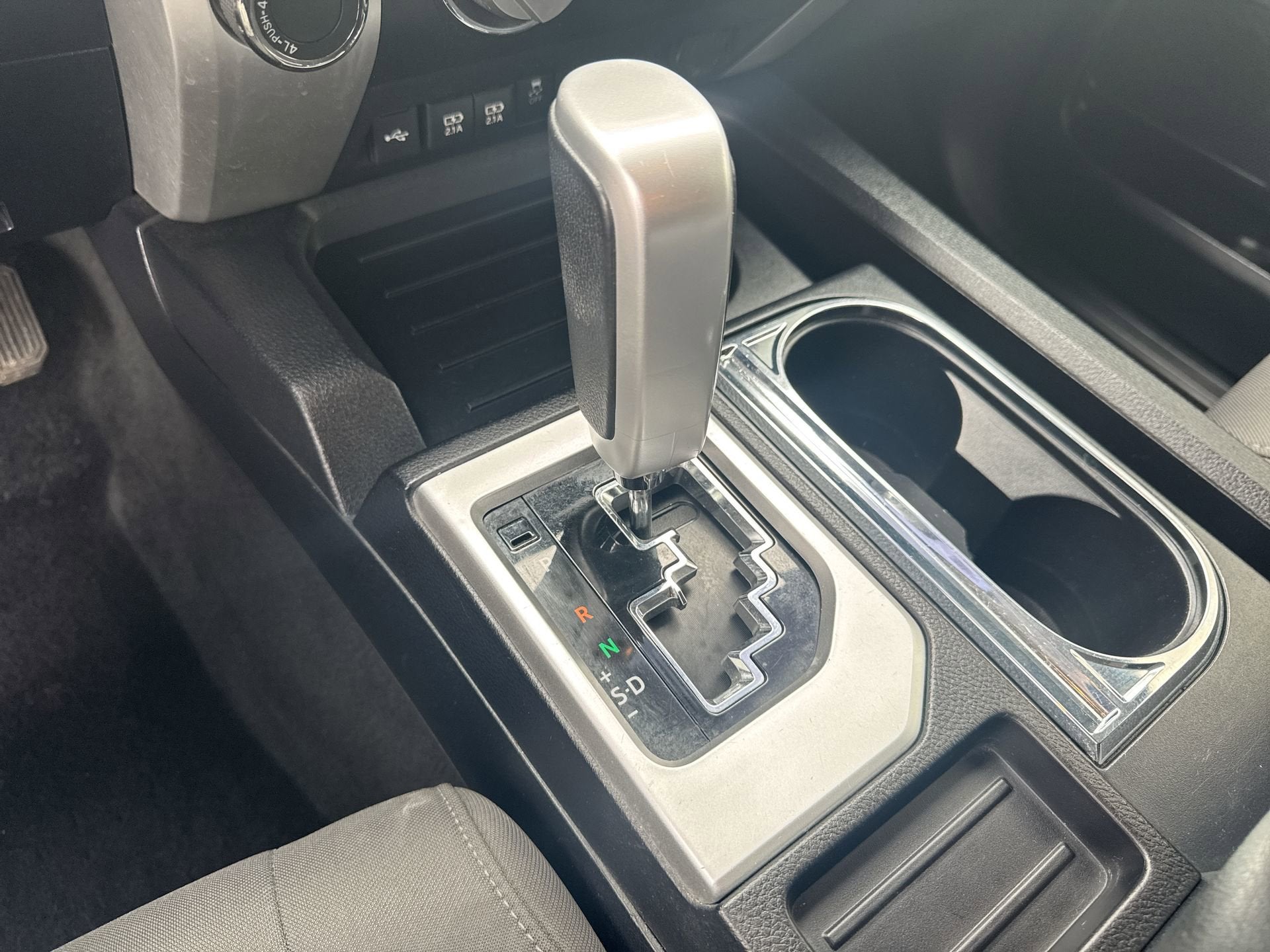 2020 Toyota Tundra SR5