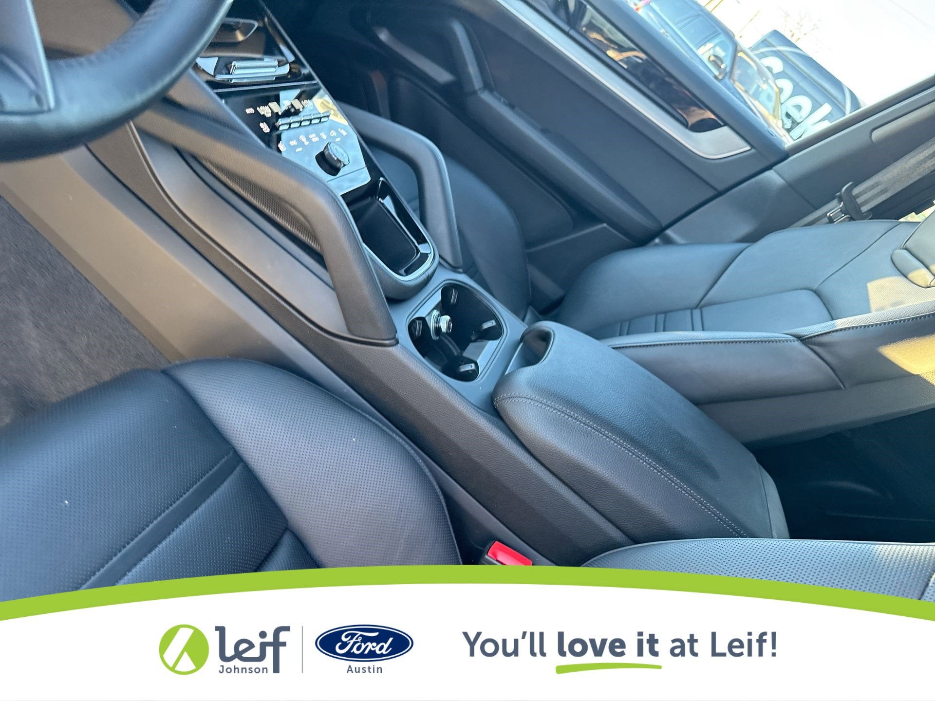 2024 Porsche Cayenne Coupe Base