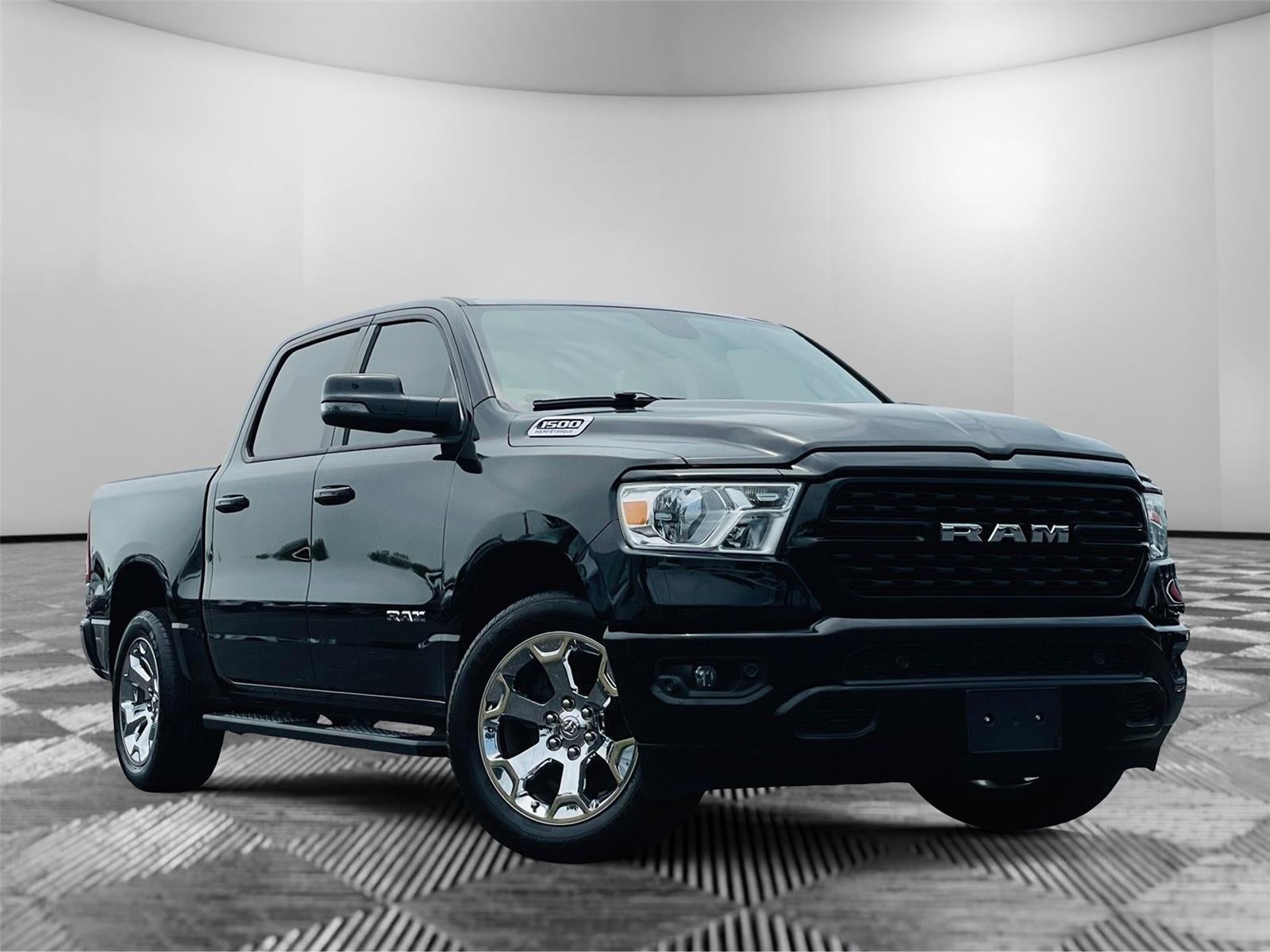 2024 RAM 1500 Big Horn/Lone Star 4x4 Crew Cab 5'7's photo