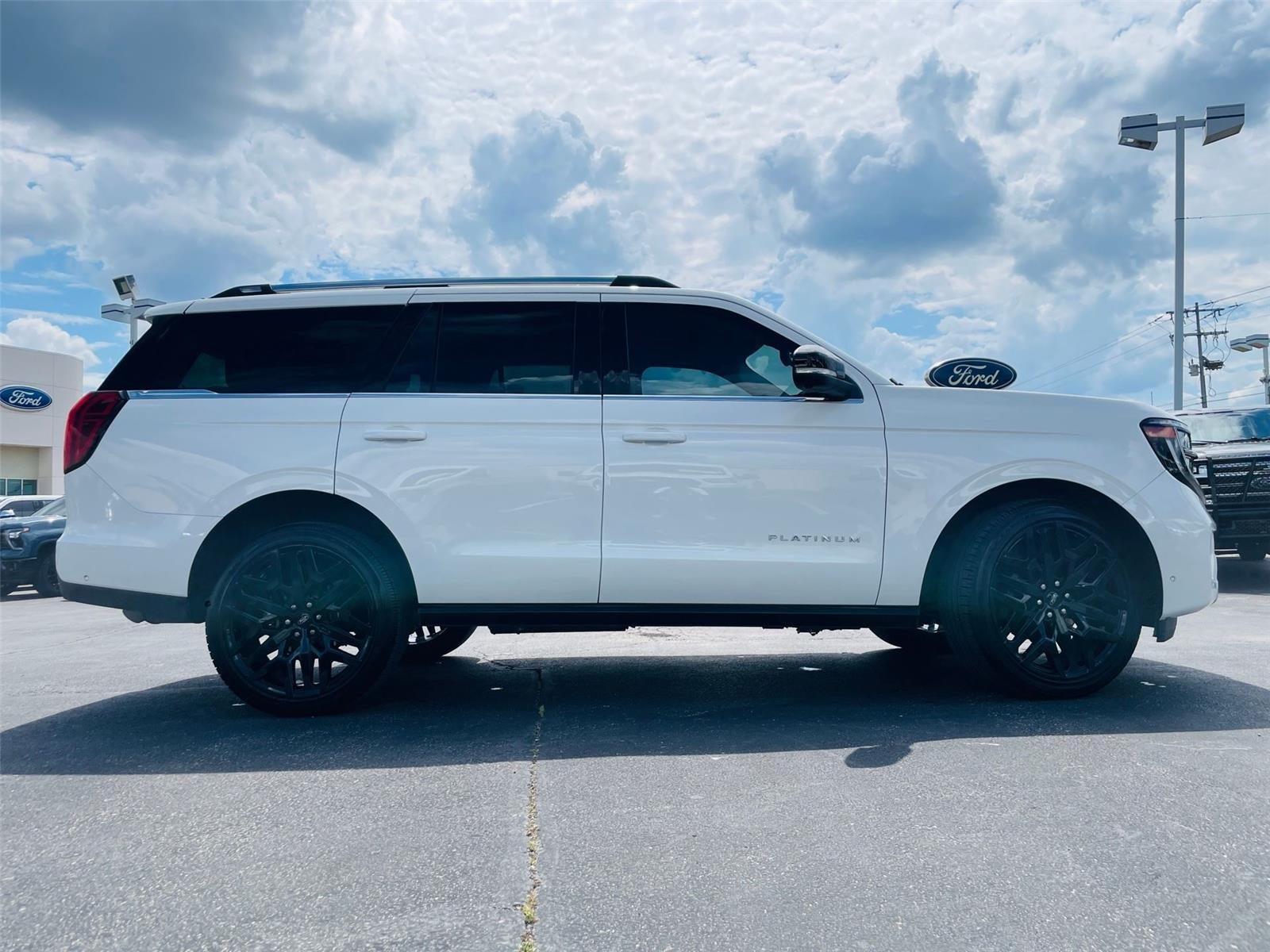 2025 Ford Expedition Platinum