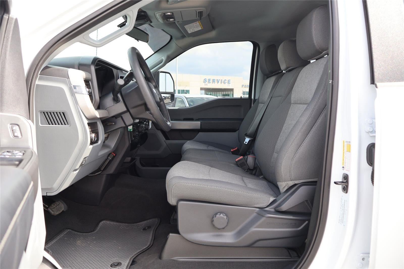 2025 Ford Super Duty F-250 STX