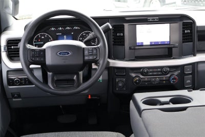 2025 Ford Super Duty F-250 STX