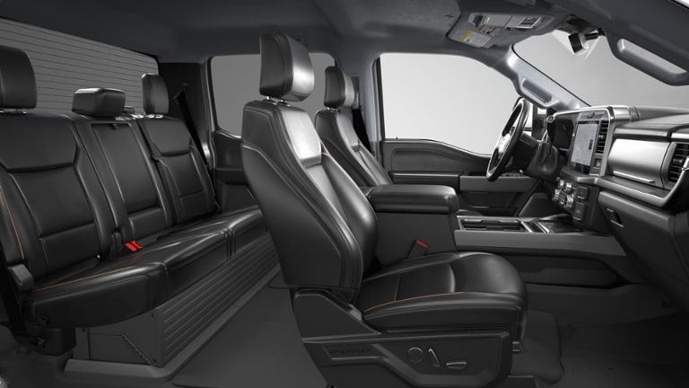 2026 Ford Super Duty F-350 Lariat