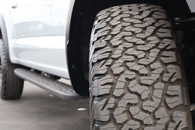 2025 Ford F-150 Raptor 37' Performance Package