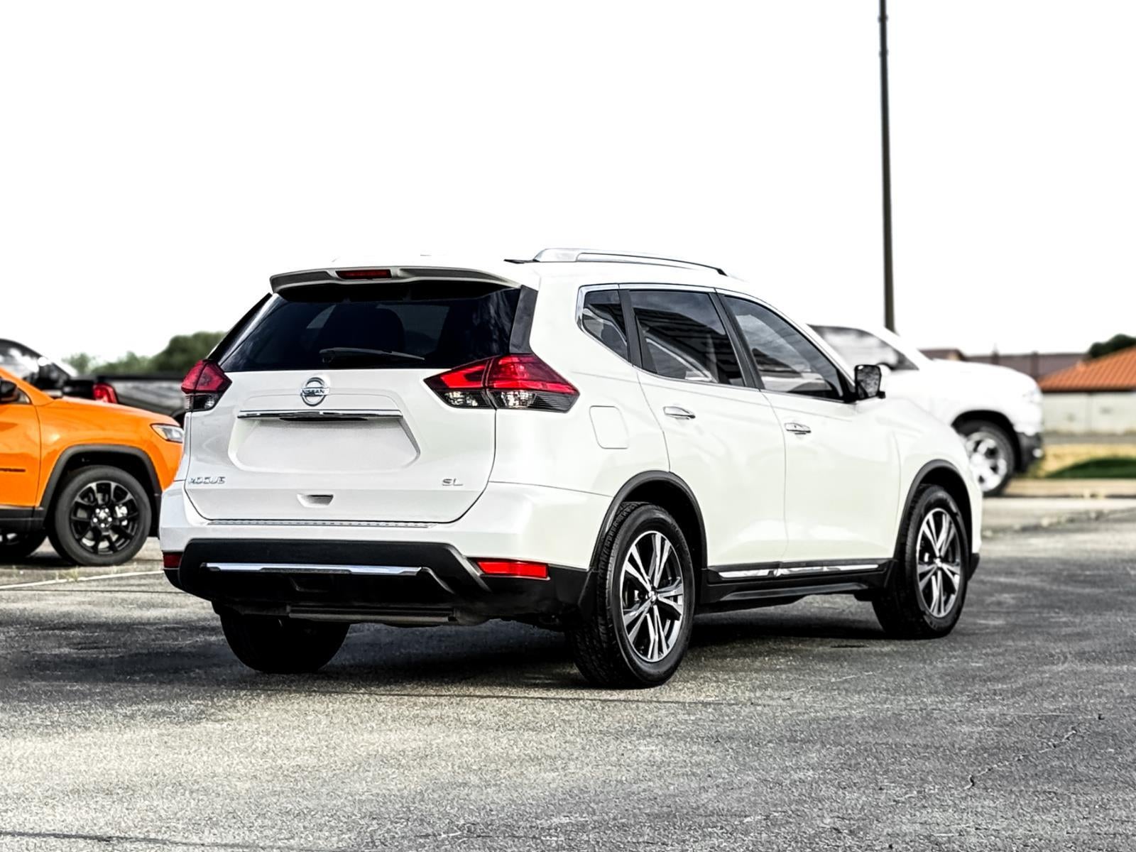 2017 Nissan Rogue SL