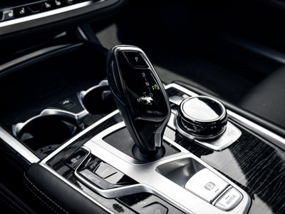 2021 BMW 750i xDrive