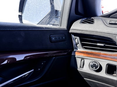 2018 Cadillac Escalade ESV Luxury